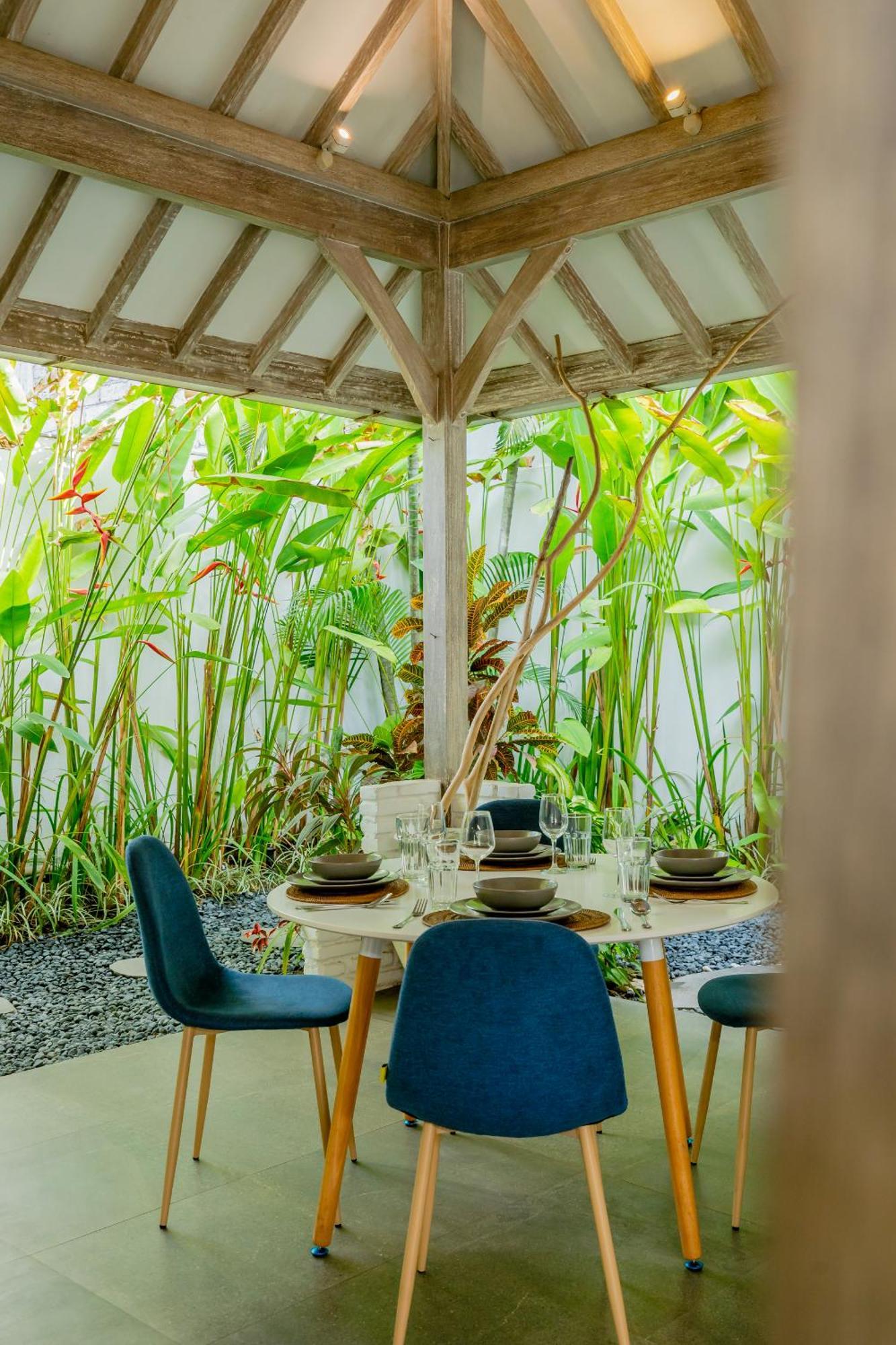 Mundaka Villa By Betterplace チャングー エクステリア 写真
